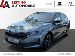 Graphite grau metallic (metallic) Gebraucht 2024 Skoda Octavia Kombi | 39.345 € (Etwas zu teuer)
