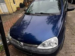 Blau Gebraucht 2003 Opel Corsa Limousine | 1.200 € (Fairer Preis)