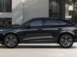 Mythosschwarz metallic Neu 2025 Audi Q3 Sportback S-Line SUV | 59.933 € (Teuer)