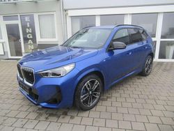 Blau Gebraucht 2024 BMW X1 SUV | 53.400 € (Guter Preis)