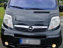 Schwarz Gebraucht 2009 Opel Vivaro Van | 11.800 €