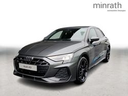 Grau Gebraucht 2025 Audi A3 Sportback e-tron S-Line Limousine | 44.869 €