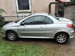 Silber Gebraucht 2006 Peugeot 206 CC Quiksilver Cabrio | 1.950 € (Fairer Preis)