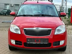 Rot Gebraucht 2008 Skoda Roomster Kombi | 2.400 €