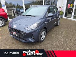 Silber Gebraucht 2024 Hyundai i10 Select Kleinwagen | 17.990 € (Teuer)