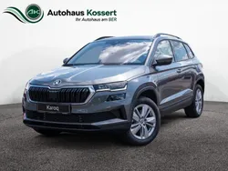 Grau Neu 2024 Skoda Karoq Selection SUV | 39.990 € (Fairer Preis)