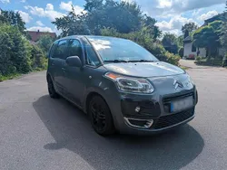 Grau Gebraucht 2010 Citroën C3 Picasso Van / Kleinbus | 2.350 € (Fairer Preis)