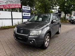 Grau Gebraucht 2010 Suzuki Grand Vitara SUV | 3.499 € (Fairer Preis)