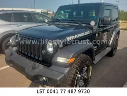 Schwarz Gebraucht 2019 Jeep Wrangler Sport SUV | 27.998 €