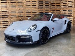 Grau Gebraucht 2023 Porsche 992 Cabrio | 434.945 €