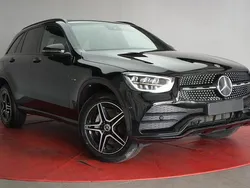 Schwarz Gebraucht 2021 Mercedes GLC300e AMG SUV | 33.490 € (Fairer Preis)