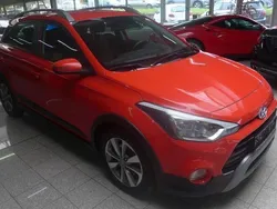Rot Gebraucht 2019 Hyundai i20 Active Kleinwagen | 12.490 € (Fairer Preis)