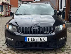 Schwarz Gebraucht 2014 Skoda Octavia vRS Kombi | 13.990 €