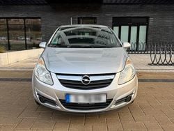 Silber Gebraucht 2009 Opel Corsa Limousine | 1.999 € (Guter Preis)