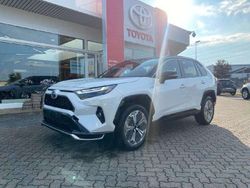 Platinumweiß perleffekt / dac Gebraucht 2024 Toyota RAV4 Hybrid Style SUV | 58.980 €