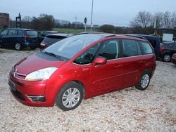 Rot Gebraucht 2010 Citroën Grand C4 Picasso Tendance Van / Kleinbus | 4.490 € (Fairer Preis)