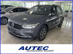 Grau, metallic Gebraucht 2022 VW Tiguan Life SUV | 31.890 € (Guter Preis)