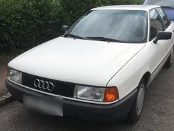 Weiß Gebraucht 1990 Audi 80 Limousine | 4.800 €