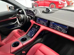Schwarz Gebraucht 2023 Porsche Taycan Cross Turismo Limousine | 102.900 €