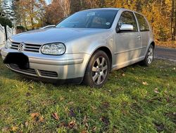 Silber Gebraucht 2003 VW Golf IV Kleinwagen | 1.650 € (Guter Preis)