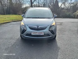 Silber Gebraucht 2013 Opel Zafira Tourer Van / Kleinbus | 7.499 € (Fairer Preis)