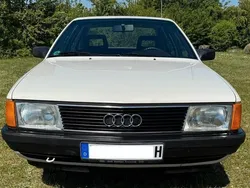 Audi 100