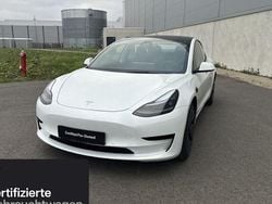 Weiß Gebraucht 2021 Tesla Model 3 Standard Range Limousine | 26.500 € (Fairer Preis)