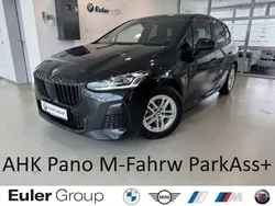 Schwarz Gebraucht 2023 BMW 220 Active Tourer Performance Van / Kleinbus | 33.333 € (Fairer Preis)