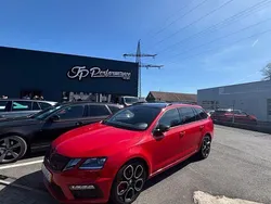 Rot Gebraucht 2018 Skoda Octavia RS Kombi | 22.999 € (Fairer Preis)