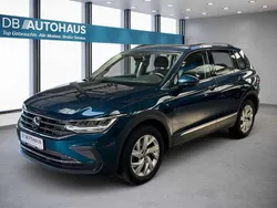 Blau Gebraucht 2022 VW Tiguan Life SUV | 30.960 € (Guter Preis)