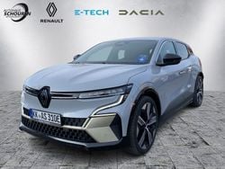 Grau Gebraucht 2024 Renault Mégane Iconic Limousine | 36.490 € (Guter Preis)