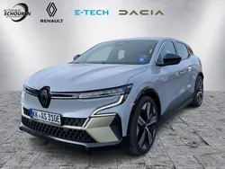 Grau Neu 2024 Renault Mégane Iconic Limousine | 45.900 €