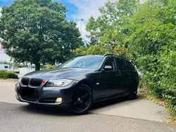 Blau Gebraucht 2009 BMW 320 M Sport Kombi | 3.600 € (Guter Preis)