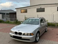 Silber Gebraucht 2003 BMW 525 Kombi | 2.000 € (Fairer Preis)