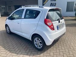 Weiß Gebraucht 2013 Chevrolet Spark LT Kleinwagen | 3.790 € (Etwas zu teuer)