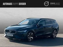 Denim blue Gebraucht 2024 Volvo V60 Core Kombi | 35.850 € (Guter Preis)