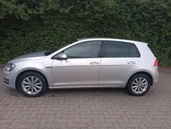 Grau Gebraucht 2015 VW Golf VII LOUNGE Kleinwagen | 7.500 € (Guter Preis)