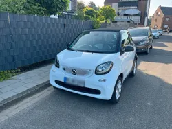 Weiß Gebraucht 2019 Smart ForTwo Electric Drive Kleinwagen | 8.900 € (Etwas zu teuer)