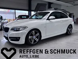 Weiß Gebraucht 2016 BMW 220 Sport Line Coupé | 19.890 € (Etwas zu teuer)