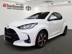 Schneeweiß Neu 2025 Toyota Yaris Hybrid Comfort Kleinwagen | 27.490 € (Teuer)