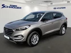 White sand / met Gebraucht 2018 Hyundai Tucson Passion SUV | 19.999 € (Teuer)