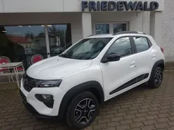 Weiß Gebraucht 2022 Dacia Spring Comfort Kleinwagen | 9.900 € (Superpreis)