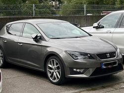 Grau Gebraucht 2016 Seat Leon ST FR Kombi | 10.990 € (Guter Preis)