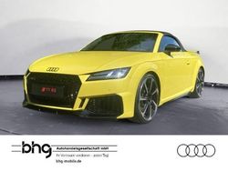 Gelb (pythongelb metallic/verdeck schwarz) Gebraucht 2022 Audi TT Roadster Advanced Cabrio | 58.931 € (Guter Preis)