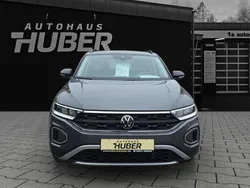 Grau Gebraucht 2023 VW T-Roc Life SUV | 24.999 € (Guter Preis)