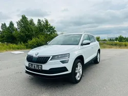 Weiß Gebraucht 2022 Skoda Karoq SUV | 19.000 €