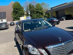 Braun Gebraucht 2009 Mercedes E350 Elegance Limousine | 16.000 €