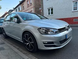 Silber Gebraucht 2016 VW Golf VII Kleinwagen | 10.500 € (Guter Preis)