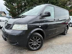 Schwarz Gebraucht 2009 VW T5 Highline Van | 19.999 € (Teuer)