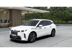 Weiß Neu 2025 BMW iX M Sport SUV | 86.490 € (Fairer Preis)